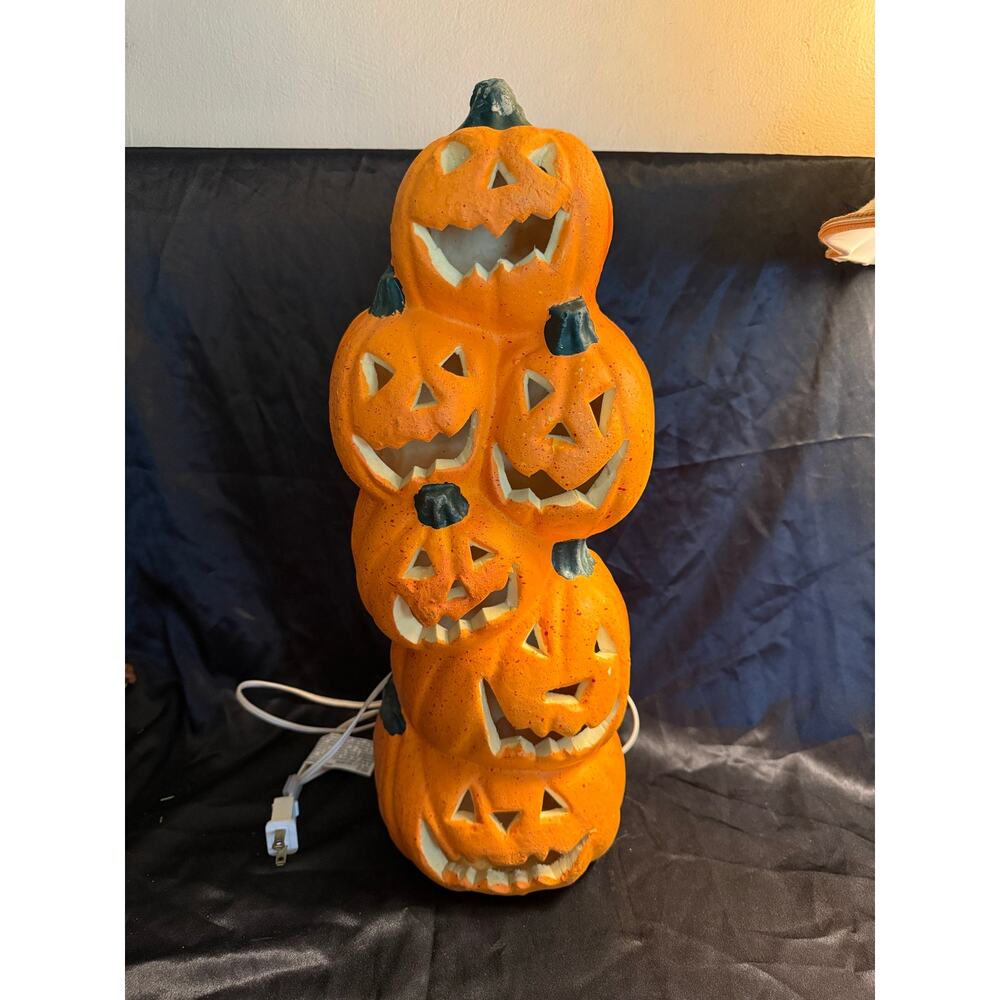 Vintage 1993 Lighted Foam Mold Stacked pumpkins Jack-O-Lanterns 18" Halloween